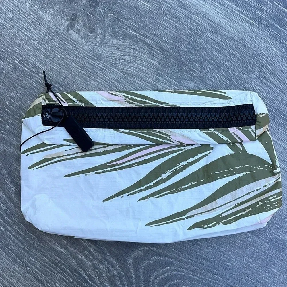 Aloha Collection Mini Pouch, Sway, makawao - Picture 2 of 7